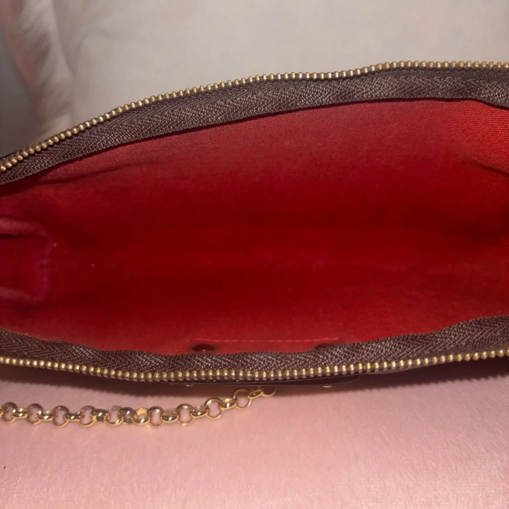 Louis Vuitton this lovely